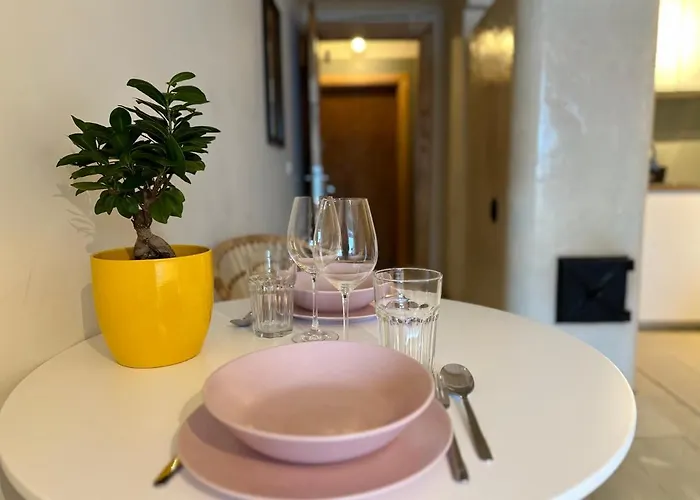 Appartement Romantic Hideout With Parking *